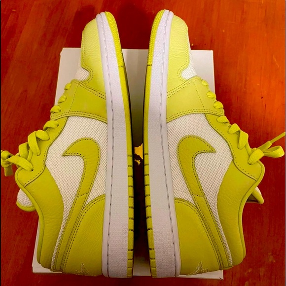 Air Jordan 1 low